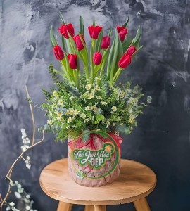 Bình Hoa Tulip Chúc Mừng GKT095
