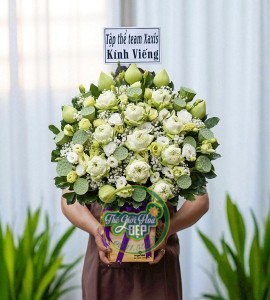 Giỏ Hoa Sen Chia Buồn CB289