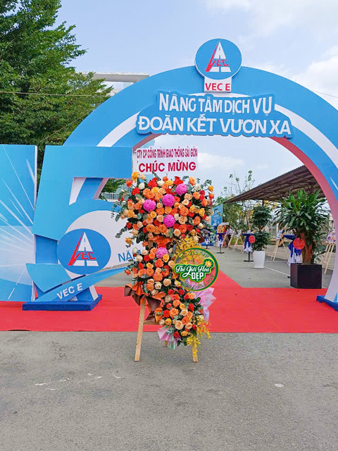 Thế Giới Hoa Đẹp Bảo Quản Và Giao Hoa Đến Tay Khách Hàng Một Cách Chuyên Nghiệp. Cam Kết Hoa Giao Đến Nơi Đẹp Như Khi Chụp Ảnh Tại Shop.