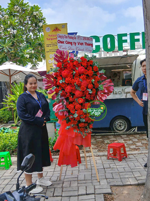 Thế Giới Hoa Đẹp Bảo Quản Và Giao Hoa Đến Tay Khách Hàng Một Cách Chuyên Nghiệp. Cam Kết Hoa Giao Đến Nơi Đẹp Như Khi Chụp Ảnh Tại Shop.