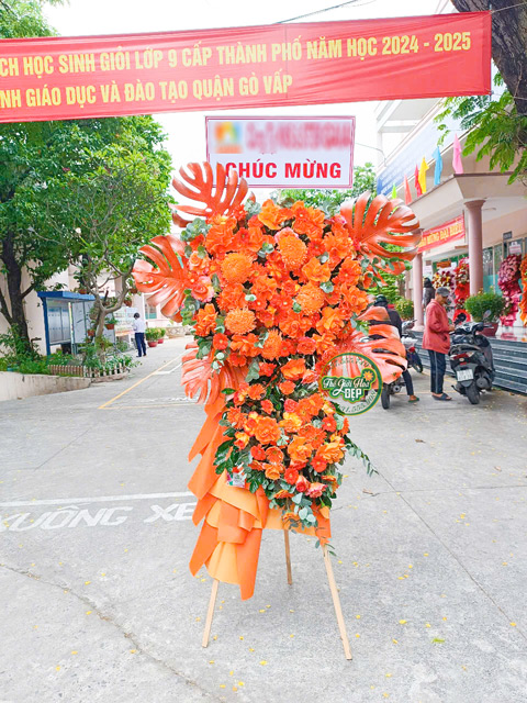Thế Giới Hoa Đẹp Bảo Quản Và Giao Hoa Đến Tay Khách Hàng Một Cách Chuyên Nghiệp. Cam Kết Hoa Giao Đến Nơi Đẹp Như Khi Chụp Ảnh Tại Shop.